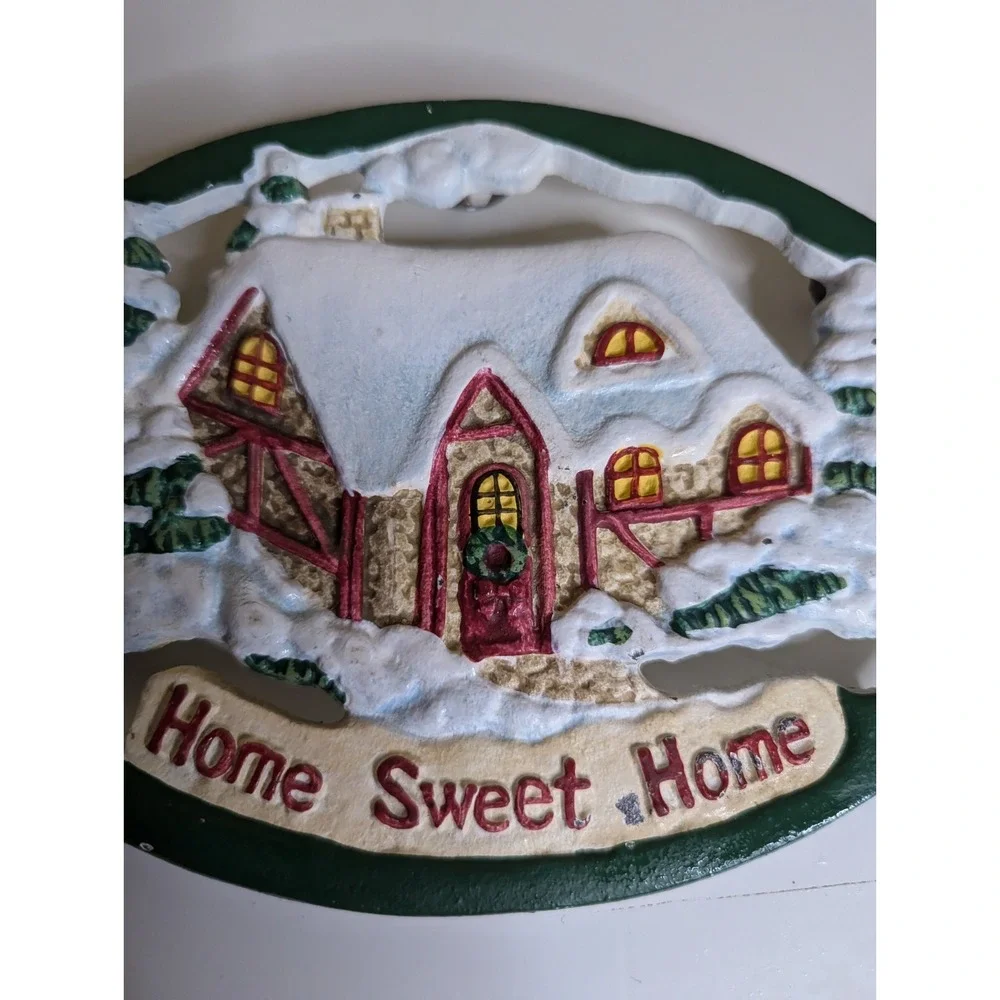 Vintage‎ Cast iron painted HOME SWEET HOME snow Christmas kitchen pot pan trivet